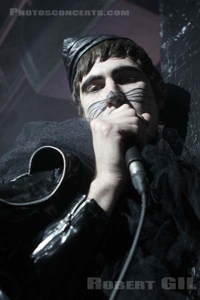 HUNX AND HIS PUNX - 2010-05-05 - PARIS - Point Ephemere - 